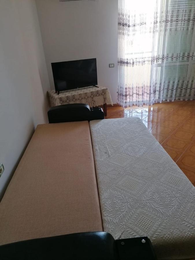 Appartamento Incantevole Con Posto Auto Privato Влёра Экстерьер фото