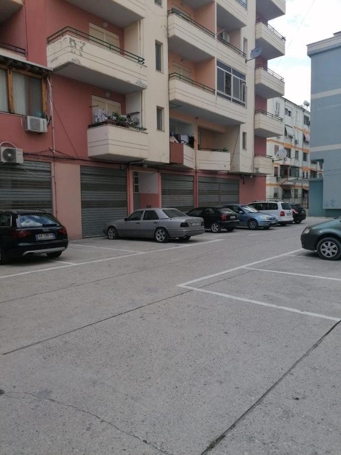Appartamento Incantevole Con Posto Auto Privato Влёра Экстерьер фото