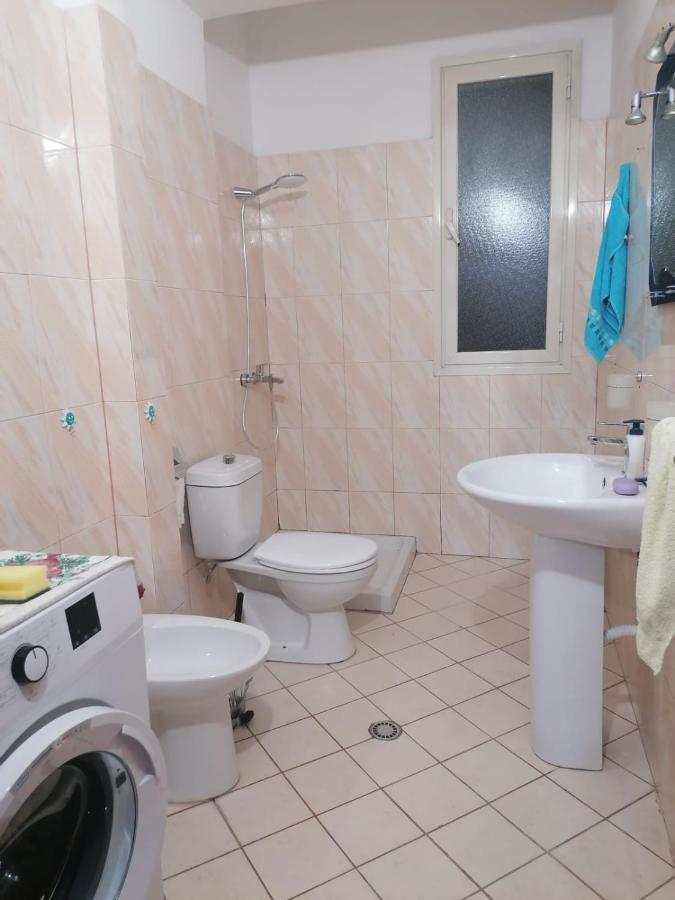 Appartamento Incantevole Con Posto Auto Privato Влёра Экстерьер фото